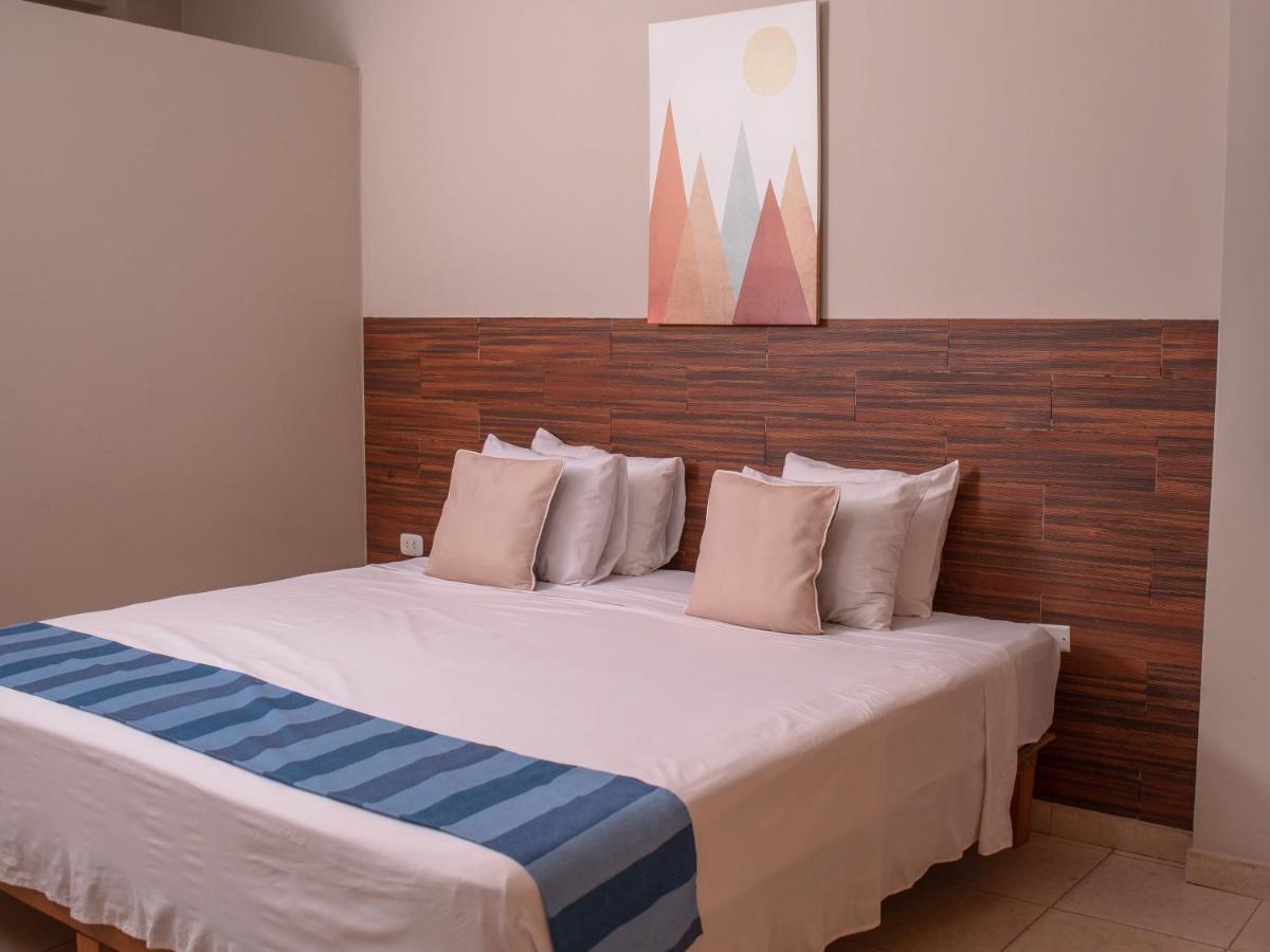 Leveint Executive Hotel Пукальпа Екстер'єр фото